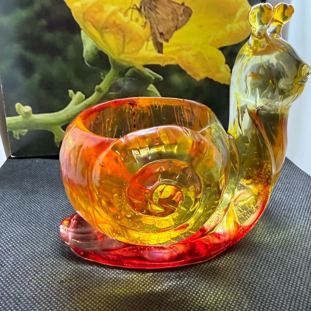 Vibrant Unique Resin Snail Sculpture - Picture 6 of 7